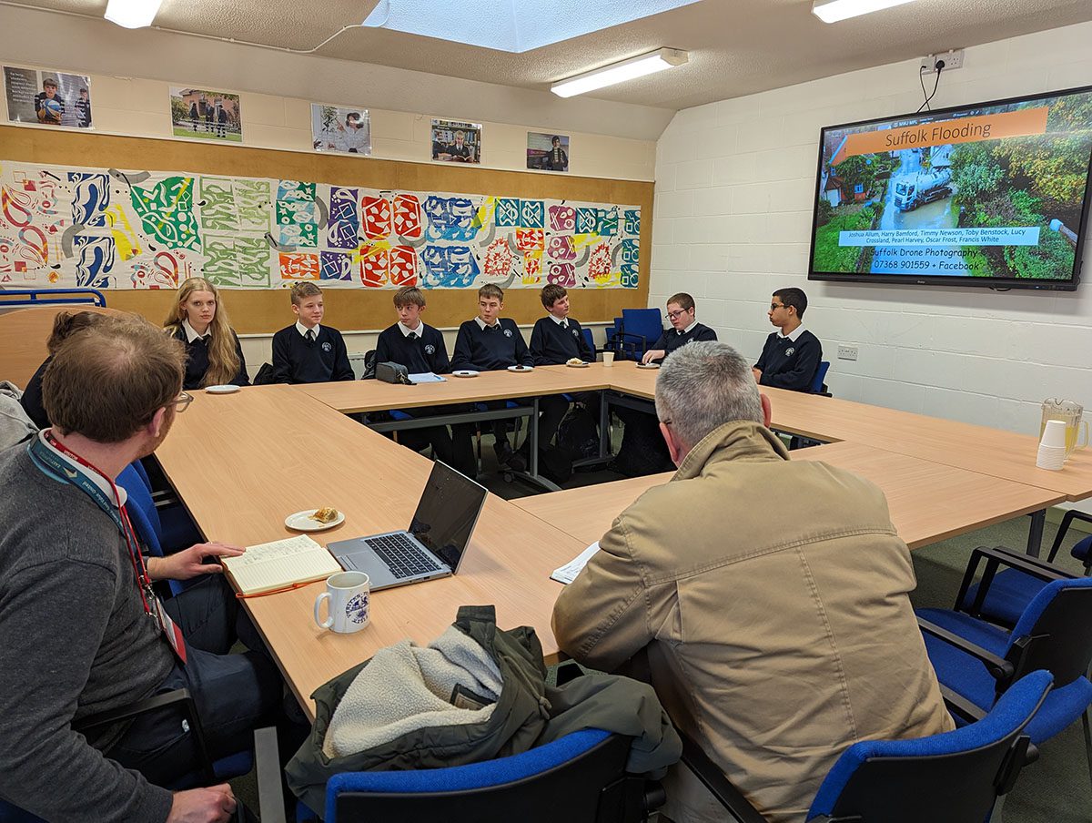 Thomas Mills pupils with councillor